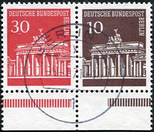 Berlin Zdr W44 gestempelt, Unterrand